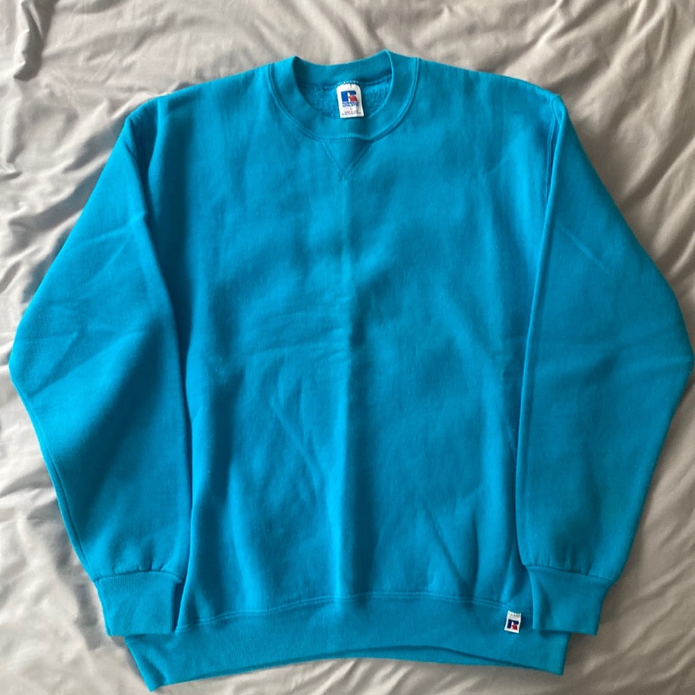 VINTAGE 1990’s RUSSELL ATHLETICS BLUE CREWNECK